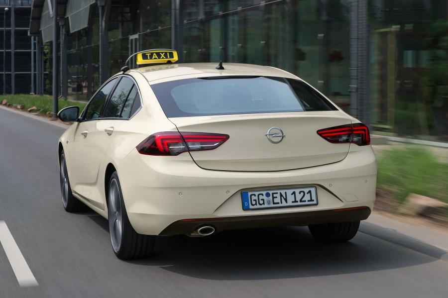  Opel Insignia Grand Sport Taxi 2018 года  (фото 3 из 7)